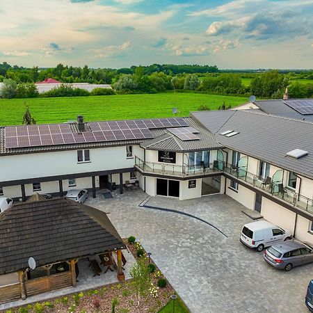 Hotel Coloseum Jaroslaw Exterior photo