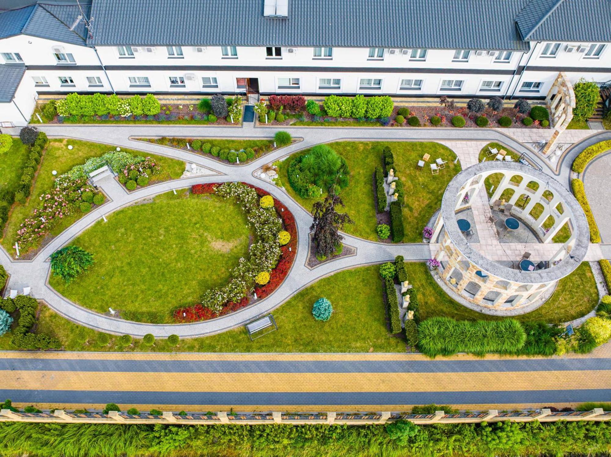 Hotel Coloseum Jaroslaw Exterior photo